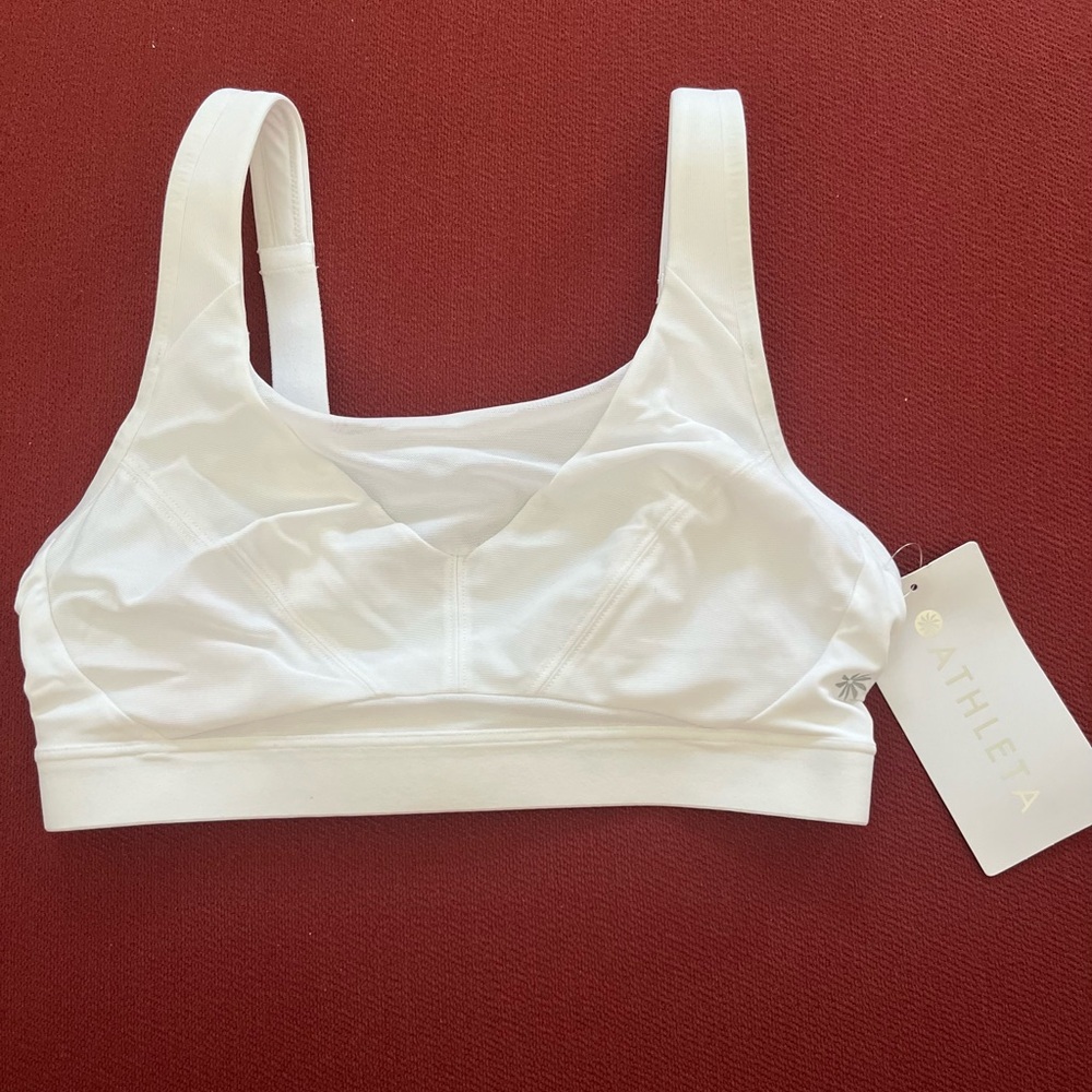Athleta Invincible Bra. 32C, white